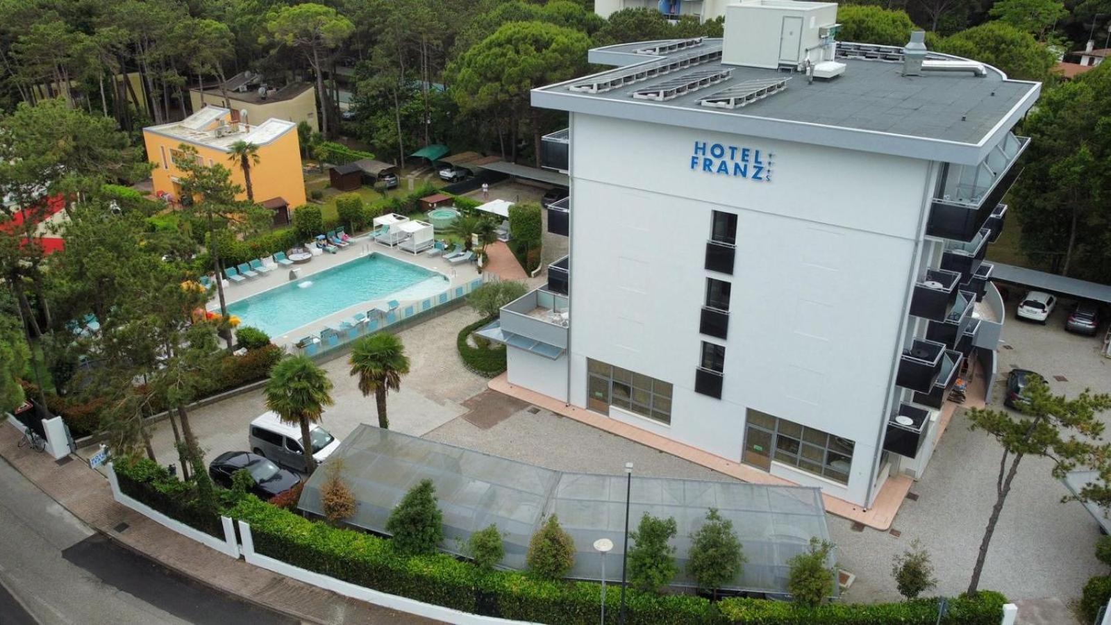 Hotel Franz Bibione Exterior foto