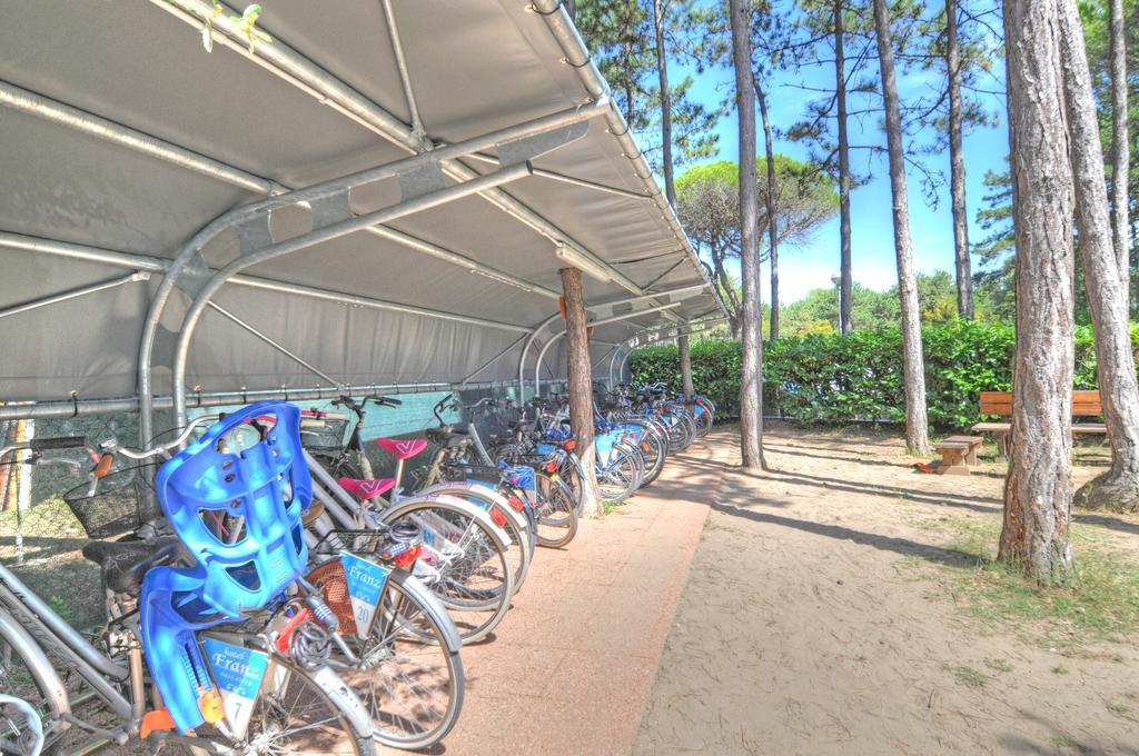 Hotel Franz Bibione Exterior foto